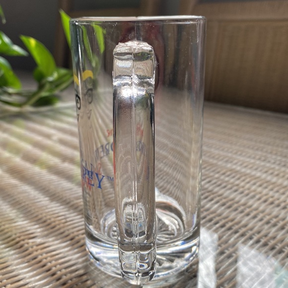 The Drew Carey Show Glass Mug - Picture 3 of 10